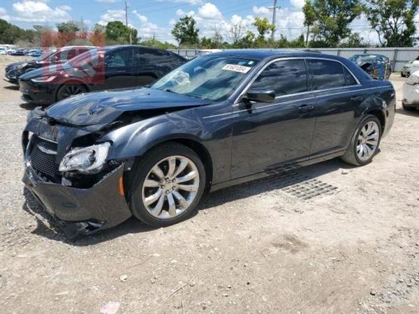 كرايسلر 300 2023 للبيع في العراق - الناصرية